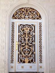 Metals Art Center Na Tviteru عمل وتصميم الابواب الخارجية اعمال الحديد المشغول حمايات درابزينات ابواب نوافذ ابواب المنيوم مطابخ أسوار Http T Co Ucriypj34o