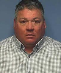 Raymond Dyer's Instagram, Twitter & Facebook