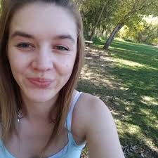 Amanda Pinkerton (@EnchantedLife17)