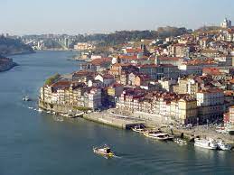 Dále zajišťujeme cestovní služby jako jsou. Porto Mesto V Portugalsku Wikipedia