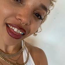 Stream Trey Songz "Bottoms Up"