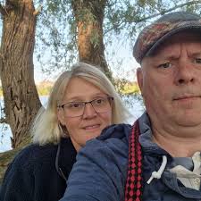 Beim Media Day der Saison 25/26 präsentierten die Zebrafrauen stolz ihr  neues Trikot im Beisein ihrer Trikotsponsoren. In professioneller  Atmosphäre standen Teamgeist, Vorfreude auf die kommende Spielzeit und  starke Partnerschaften im Mittelpunkt.