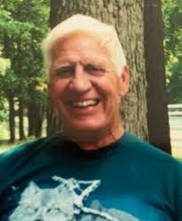 Love, prayers and sympathy for all and sorry for your loss