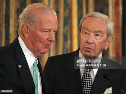 Former US Secretaries of State James Baker III and Warren... News Photo