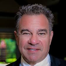 Derek South's Instagram, Twitter & Facebook