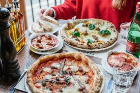 Pizza bunga bunga wrocław ulica wojrowicka 36 to miejsce gdzie można znaleźć pizzerię bunga bunga. Bunga Bunga Bunga Pizza London