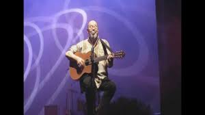 Lyrics for tyggi by svein tang wa toffa har fått tyggi fra tanten i amerika, så nå går han rundt og spør om dår e någen som vil ha. Svein Tang Wa Far Min Youtube
