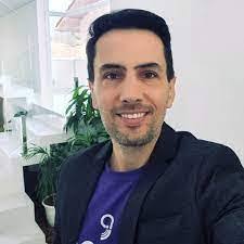 Eduardo Laureano's Instagram, Twitter & Facebook