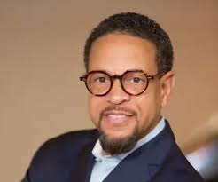 Eric Rhone's Instagram, Twitter & Facebook