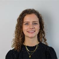 700+ 'Laura' profiles