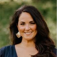 Rachel Shoemaker's Instagram, Twitter & Facebook