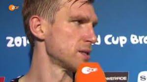 Le joueur français deviendra malgré lui une légende : Patrick Battiston Immer Noch Bose Auf Toni Schumacher
