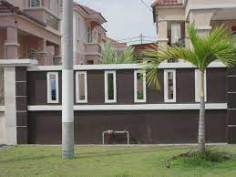 Bentuk pagar yang polos menjadikan rumah ini terlihat sangat rapi. 79 Trend Desain Pagar Rumah Mewah Minimalis Modern Paling Populer Di Dunia Deagam Design