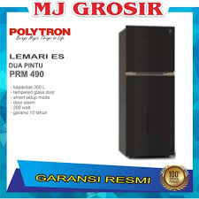 Lemari es ini memang menyediakan ukuran freezer yang lebih besar untuk menyimpan beberapa makanan dalam jumlah banyak dan ukuran makanan lebih besar. Jual Kulkas Polytron Prm 490 Lemari Es 2 Pintu Tempered Glass Hitam Hitam Terbaru Juli 2021 Blibli