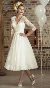 Beautifully Elegant 50s Style Weddong Dress Tea Length Wedding Dress Vintage Wedding Dresses 50s Tea Length Wedding Dress