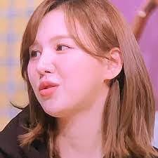 What changes in Wendy's Red Velvet's face?