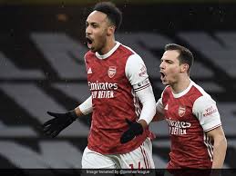 Arsenal secured all three points against leeds on saturday as a brace from gabriel martinelli and goals from bukayo saka and emile smith . Arsenal Vs Leeds United Pierre Emerick Aubameyang Hits Hat Trick As Arsenal Hold Off Leeds United Rally Football News