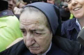 El certificado de defunción de la leonesa sor María levanta sospechas sobre  su muerte