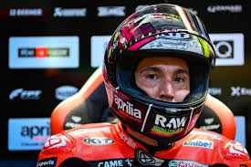 No sé hasta que punto honda quiere a mi hermano pol. Aleix Espargaro We Have To Stay On Real Grounds Vmax Si