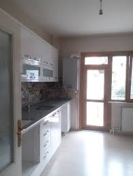 Firma, marka, model, yıl, garanti. Emin Sarkisla Emlak Tan Camii Kebir Mah Kiralik 2 1 Daire Sivas Ilan