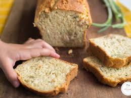 Cake Au Thon Olives Vertes Et Herbes Recette Par Sab N Pepper