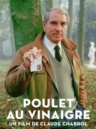 Poulet au vinaigre commence l'œil planté dans l'objectif d'un appareil photo et, s'arrêtant sur tous les convives d'une soirée de notables, on épie : Prime Video Poulet Au Vinaigre