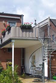 Balkonbespannung Nach Kundenwunsch Nach Mass Gefertigt Ein Kundenfoto Balcony Blind Customized On Order Customer Outdoor Fire Pit Outdoor Fire