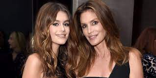 Courtesy meaningful beauty looking at teenage daughter kaia's hair motivated crawford to seek a solution: Cindy Crawford And Her Daughter Look Like Twins In School Photos