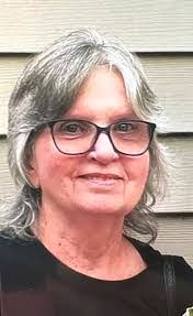 Diane Griffith's Instagram, Twitter & Facebook