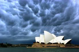 #mammatus clouds #aurora borealis #northern lights #lightning time lapse #suspiciously low funnel cloud #i am a wild weather junkie #biscuit talk #also northern lights are impossible to photograph in. Mammatus Clouds Over Sydney October 2009 Mammatus Clouds Clouds Landscape