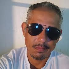 Te ha enviado un mensaje: Me encanta tu perfil y tus fotos🤯, por eso te  seguí. ¿𝐏𝐨𝐝𝐞𝐦𝐨𝐬 𝐡𝐚𝐛𝐥𝐚𝐫? ¡𝐄𝐬𝐜𝐫𝐢𝐛𝐞𝐦𝐞 𝐬𝐢 𝐯𝐞𝐬  𝐞𝐬𝐭𝐨! 🙌🏼 Te lo envío de nuevo porque no me llegó