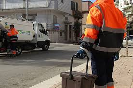 Vola la differenziata a gravina: Puglia Attiva L App Per La Gestione Rifiuti