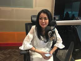 Sebuah lagu dendangan azie yang cukup meruntun jiwa. Facebook