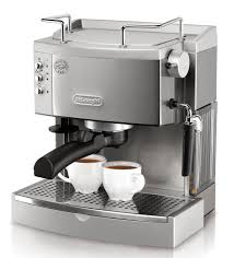Unlike coffee machines with automatic milk frothing, this model with manual frothier gives more opportunity to the user to produce customized foam out of mixed steam and milk on espresso. Best Delonghi Ec702 Coffee Machine Product Review