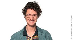 Nos chers voisins est une série de stephan kopecky et gérard pautonnier. Maxime Et Agathe De Nos Chers Voisins Qui Sont Ils Nouveautes Tele Com