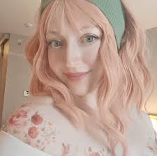 New Jaheira cosplay pic!!! Jaheira, with the badger messenger. Photographer  and edition : Laisa Okami (insta: laisa_okami ) My insta: paulagenkai