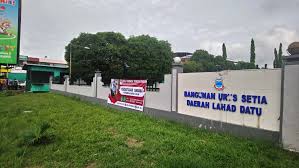 Bandar lahad datu, 91100 lahad datu, sabah, malaizija , slēgts. Pejabat Daerah Lahad Datu Lahad Datu Sabah Malaysia Government Building Facebook
