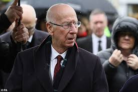 © ben stansall bobby charlton fue campeón mundial con inglaterra en 1966. Manchester United And England Great Sir Bobby Charlton Diagnosed With Dementia Aktuelle Boulevard Nachrichten Und Fotogalerien Zu Stars Sternchen