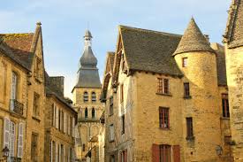 Installez la météo de mur de bretagne sur votre site. Meteo Sarlat La Caneda 24200 Dordogne Previsions Meteo Gratuite A 15 Jours La Chaine Meteo