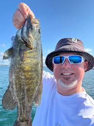 Carson went fishing this week with Captain Ned! He brought his dad and  cousin along and everyone had such a great time. Look at those fish!!! 🎣  Catching Dreams Charters