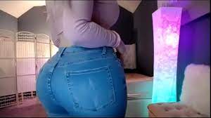 Big booty in jeans porn