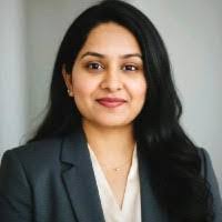 Sahar Bazzi's Instagram, Twitter & Facebook