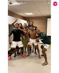 Maybe you would like to learn more about one of these? Tnt Sports Brasil Na Final O Elenco Do Palmeiras Comemorou Muito A Classificacao Para A Final Do Paulistao2021 Credito Instagram Raphael Veiga Facebook
