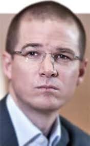 The former pan presidential candidate, ricardo anaya cortes accused the president andrés manuel lópez obrador about what he wants to put him in jail, and predicted that they will initiate a process for the statements made against him by the former head of pemex, emilio lozoya. Biografia De Ricardo Anaya Cortes Su Vida Historia Bio Resumida