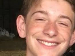 Justin Mandel's Instagram, Twitter & Facebook