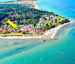 Direkt am sandstrand in hohwacht bietet dieses hotel einen wellnessbereich mit einem pool, frische meeresfrüchte und eine gemütliche kellerbar. 3 Zimmer Wohnung Zum Verkauf Strandstrasse 6 24231 Hohwacht Hohwacht Ostsee Mapio Net