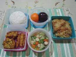 Snack Pisang Goreng Lauk Perkedel Jagung Stik Nuget Sop Ayam Sosis Buah Jeruk Apel Sosis Masakan Pisang