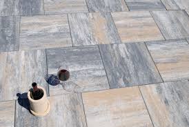 Hausler Marmorierte Splittbett Platten Farbe Goldgrau Platten Terrasse Terrassengestaltung Terrasse Steinplatten Terrassengestaltung Terrassen Platten