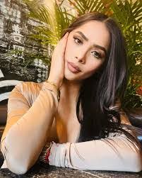 Brenda Solis's Instagram, Twitter & Facebook