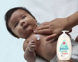 This johnson baby care gift set also comes with an exclusive mother and baby learning pack dvd to help a new mother understand her little one better. Johnson S Baby Boots